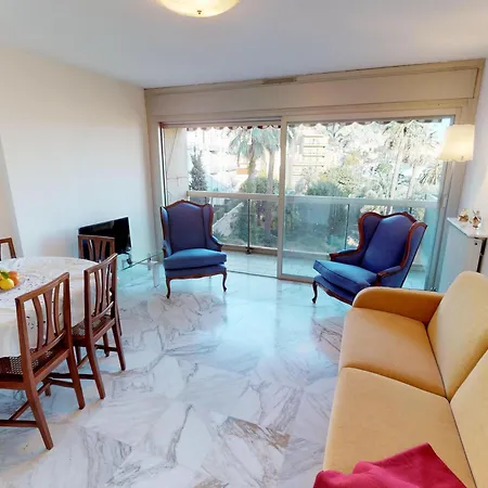 Grand 2p Avec Terrasse, Aperçu Et Garage Privé – Garavan - Fr-1-196-268 Appartement *